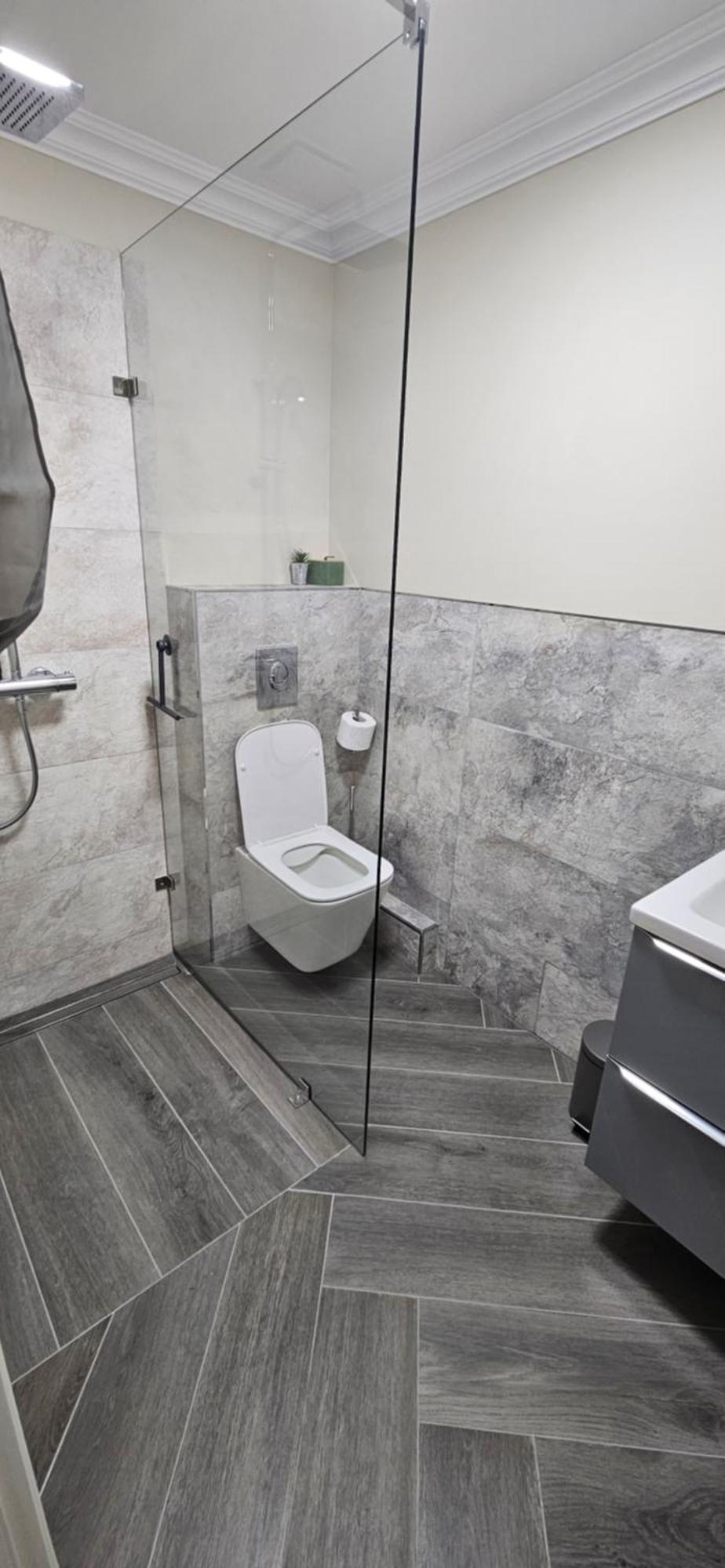 Appartamento White Rezidence II Curtea de Argeş Esterno foto