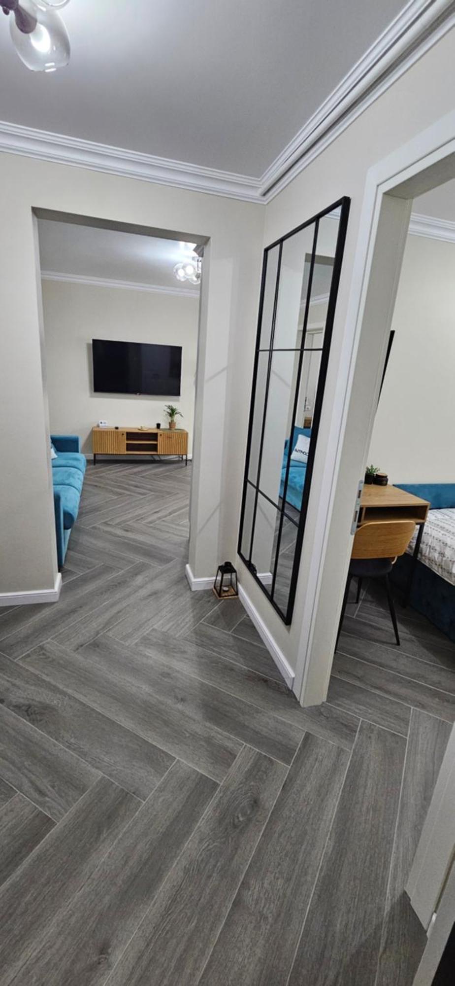 Appartamento White Rezidence II Curtea de Argeş Esterno foto