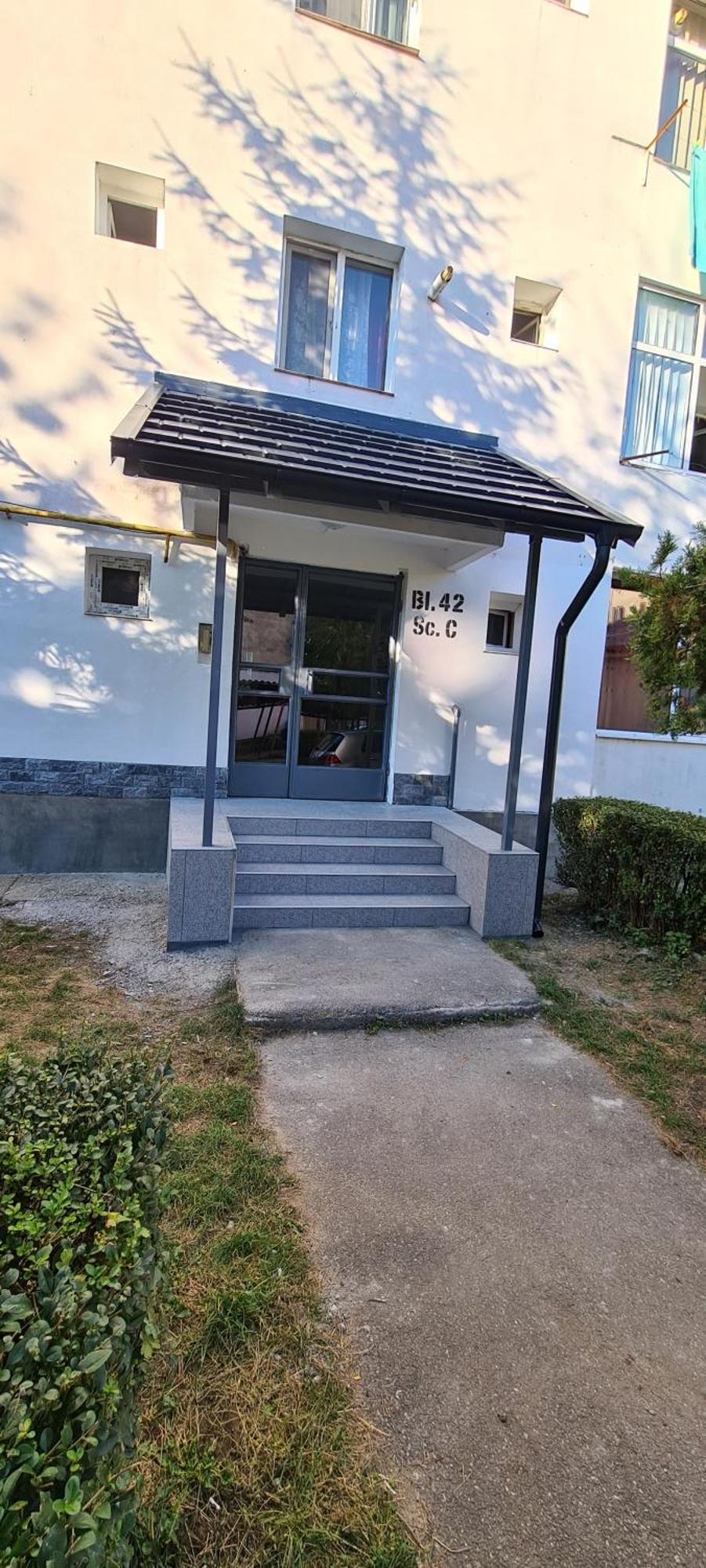 Appartamento White Rezidence II Curtea de Argeş Esterno foto